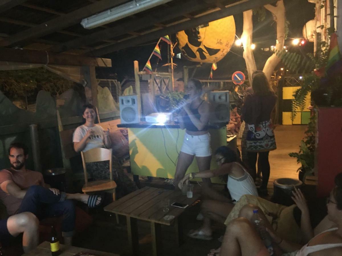 Caravan Hostel Tel Aviv By Roger Age 18-45 Eksteriør bilde